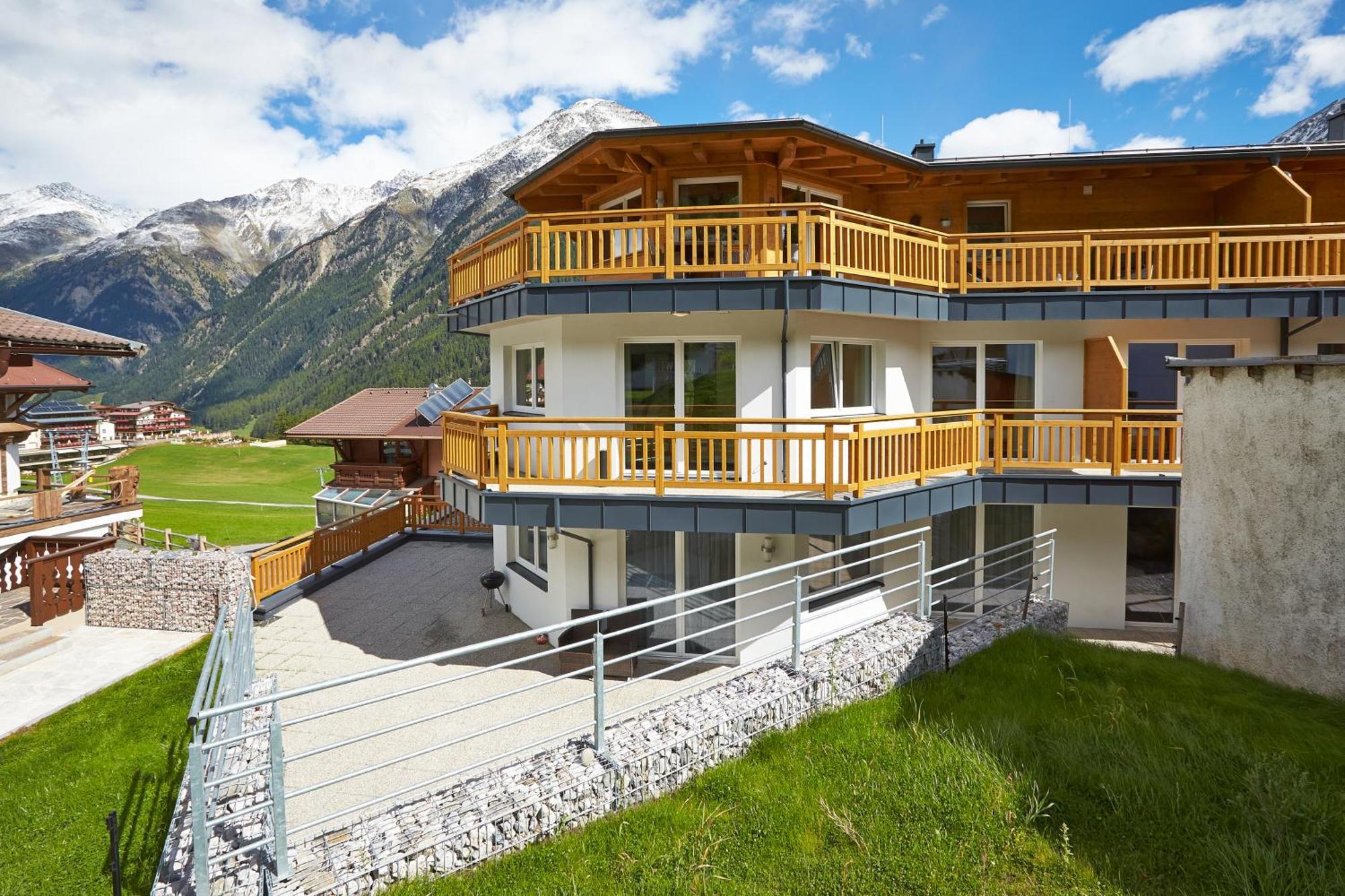 Alpendiamond Ski In & Bike Out Apartments Top 200, 400 & Penthouse 600 ゼルデン エクステリア 写真