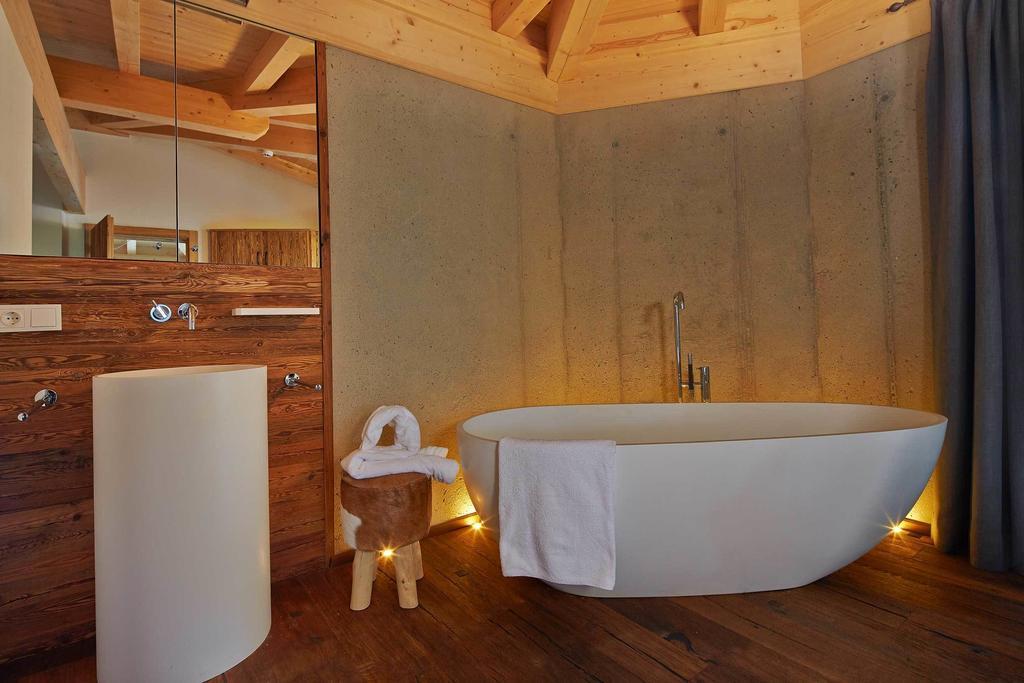 Alpendiamond Ski In & Bike Out Apartments Top 200, 400 & Penthouse 600 ゼルデン 部屋 写真