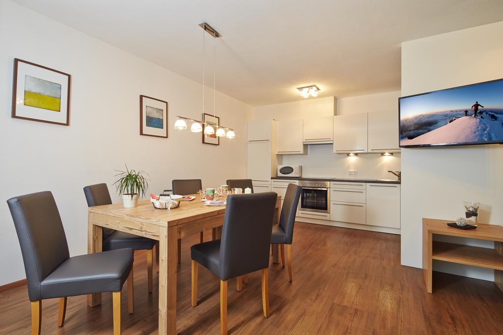 Alpendiamond Ski In & Bike Out Apartments Top 200, 400 & Penthouse 600 ゼルデン エクステリア 写真