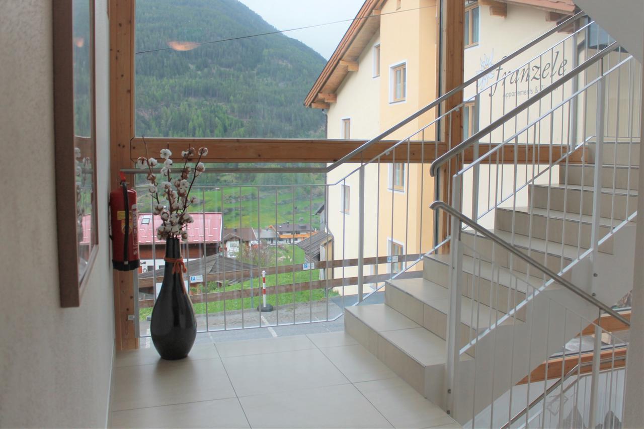 Alpendiamond Ski In & Bike Out Apartments Top 200, 400 & Penthouse 600 ゼルデン エクステリア 写真